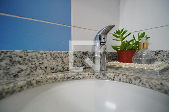 Casa à venda com 4 quartos, 168m² em Jardim Itu, Porto Alegre