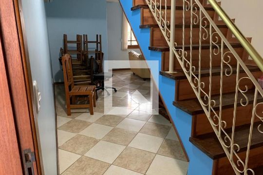 Casa à venda com 3 quartos, 362m² em São Sebastião, Porto Alegre