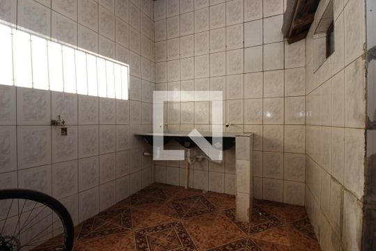 Área de Serviço de casa à venda com 3 quartos, 140m² em Recanto das Emas, Brasília