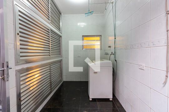 Área de Serviço de casa à venda com 2 quartos, 400m² em Pestana, Osasco