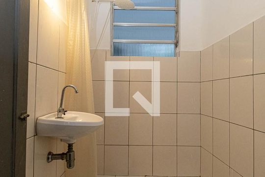 Banheiro de apartamento à venda com 2 quartos, 64m² em Tijuca, Rio de Janeiro