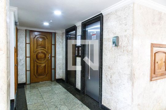 Hall de Entrada de apartamento à venda com 2 quartos, 56m² em Mooca, São Paulo