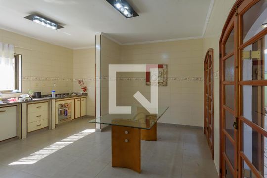 Cozinha de casa à venda com 4 quartos, 270m² em Jardim Magnólia, Campinas