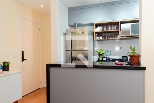 Cozinha de apartamento à venda com 2 quartos, 68m² em Jardim Flor da Montanha, Guarulhos