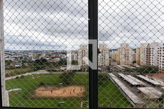 Vista da suíte de apartamento para alugar com 2 quartos, 60m² em Sarandi, Porto Alegre