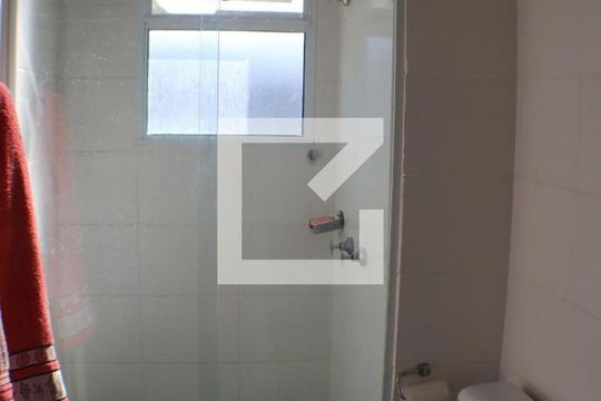 Banheiro de apartamento à venda com 2 quartos, 45m² em Curicica, Rio de Janeiro