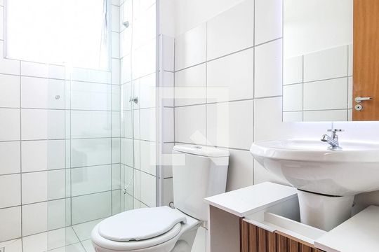 Banheiro de apartamento para alugar com 2 quartos, 48m² em Urbanova, São José dos Campos
