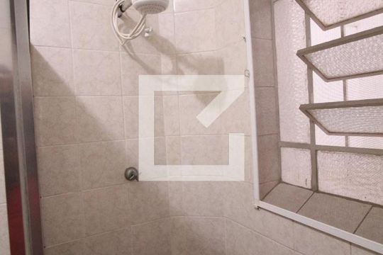 Banheiro  de casa à venda com 2 quartos, 60m² em Santana, São Paulo