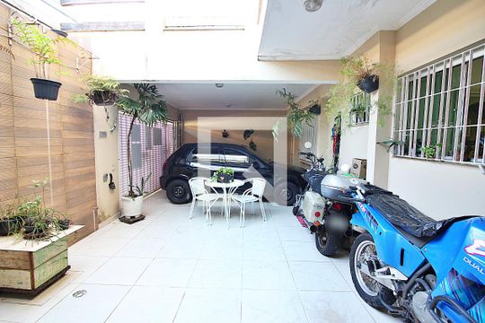 Garagem de casa à venda com 2 quartos, 250m² em Taboão, São Bernardo do Campo
