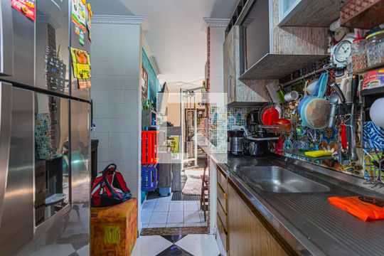 Cozinha de apartamento à venda com 2 quartos, 65m² em Jardim Alvorada, Santo André