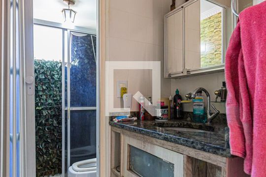 Lavabo de apartamento à venda com 2 quartos, 65m² em Jardim Alvorada, Santo André