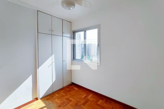 Quarto 1 de apartamento para alugar com 2 quartos, 70m² em Cidade Monções, São Paulo
