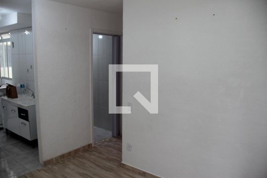 Sala de Estar de apartamento para alugar com 2 quartos, 49m² em Jardim Petropolis, Cotia