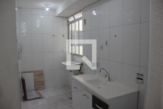 Cozinha de apartamento para alugar com 2 quartos, 49m² em Jardim Petropolis, Cotia