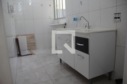 Cozinha de apartamento para alugar com 2 quartos, 49m² em Jardim Petropolis, Cotia