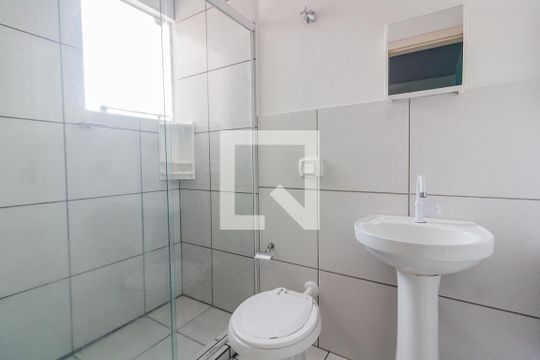 Banheiro de apartamento para alugar com 1 quarto, 32m² em Ipiranga, São José