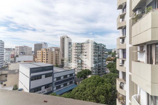 Sala - Vista de apartamento à venda com 2 quartos, 61m² em Praca da Bandeira, Rio de Janeiro