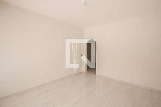 Sala de casa para alugar com 2 quartos, 150m² em Jardim Caravelas, São Paulo