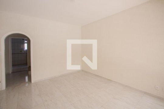 Sala de casa para alugar com 2 quartos, 150m² em Jardim Caravelas, São Paulo