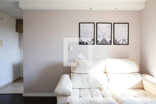 Sala de apartamento à venda com 2 quartos, 70m² em Jardim Monte Libano, Santo André