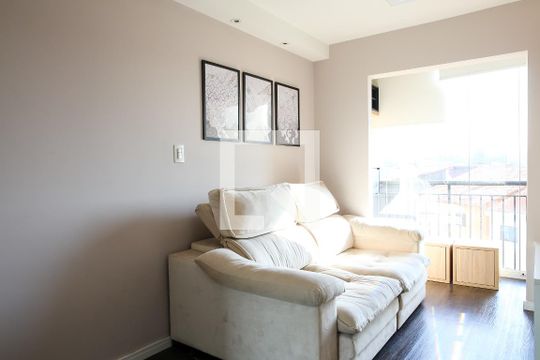 Sala de apartamento à venda com 2 quartos, 70m² em Jardim Monte Libano, Santo André