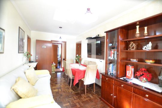 Sala de apartamento para alugar com 2 quartos, 62m² em Nonoai, Porto Alegre