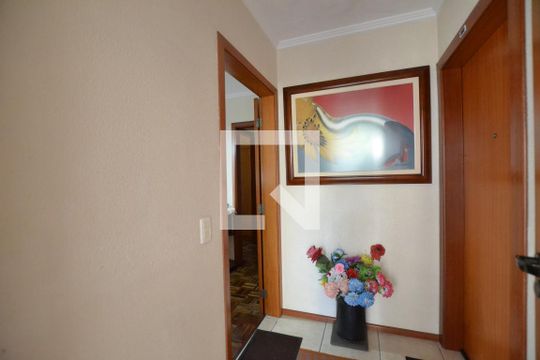 Entrada de apartamento para alugar com 2 quartos, 62m² em Nonoai, Porto Alegre