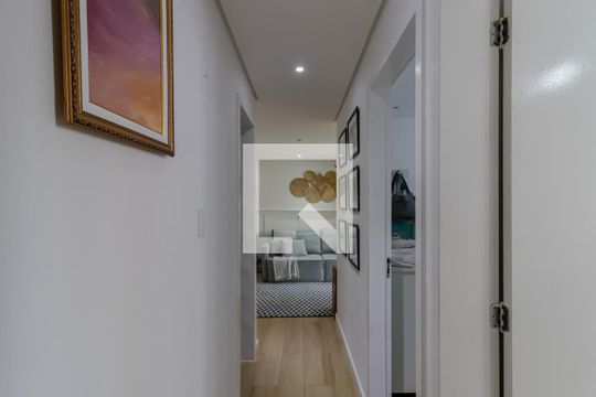 Corredor de apartamento à venda com 3 quartos, 69m² em Vila das Merces, São Paulo