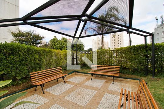 Área comum de apartamento para alugar com 3 quartos, 86m² em Lar São Paulo, São Paulo
