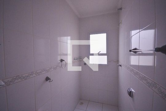 Banheiro Edicula de casa à venda com 2 quartos, 150m² em Vila Vera, São Paulo