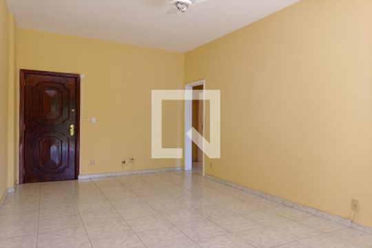 Sala de apartamento para alugar com 3 quartos, 83m² em Freguesia (jacarepaguá), Rio de Janeiro