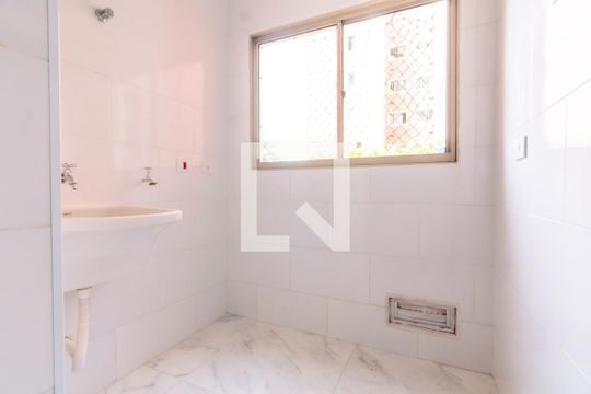 Área de serviço de apartamento à venda com 3 quartos, 67m² em Jardim Ubirajara (zona Sul), São Paulo
