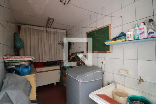 Área de Serviço de casa à venda com 3 quartos, 220m² em Vila Diva (zona Leste), São Paulo