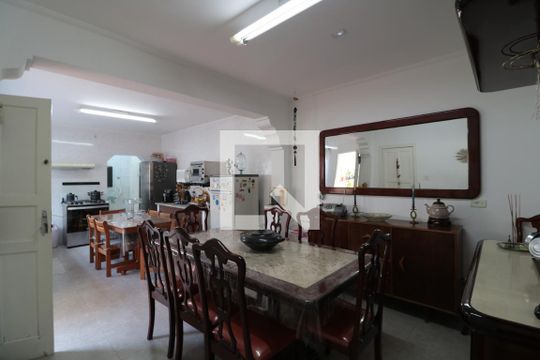 Cozinha  de casa à venda com 3 quartos, 220m² em Vila Diva (zona Leste), São Paulo