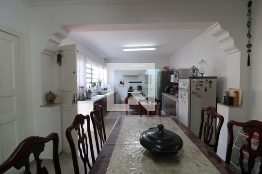 Cozinha  de casa à venda com 3 quartos, 220m² em Vila Diva (zona Leste), São Paulo