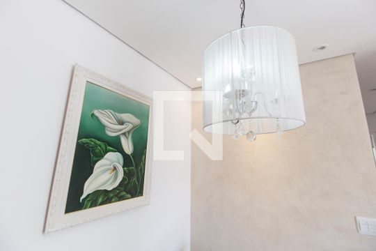 Detalhe Sala de apartamento para alugar com 3 quartos, 68m² em Jardim Tupanci, Barueri