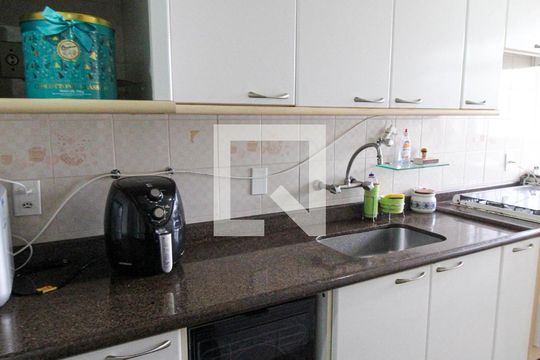 Cozinha de apartamento à venda com 3 quartos, 210m² em Todos Os Santos, Rio de Janeiro