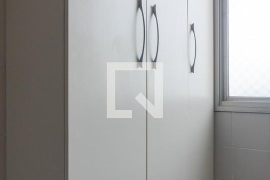 Cozinha e Área de Serviço de apartamento para alugar com 2 quartos, 55m² em Quadras Econômicas Lúcio Costa (guará), Brasília