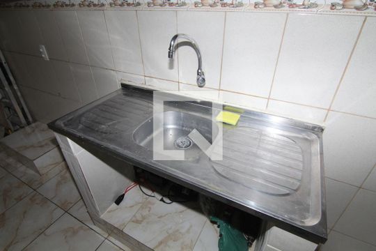 Cozinha e Área de Serviço de apartamento para alugar com 2 quartos, 55m² em Jardim América, Rio de Janeiro