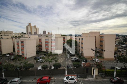 vista sala de apartamento para alugar com 2 quartos, 52m² em Lauzane Paulista, São Paulo
