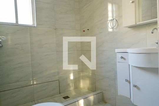 Banheiro de apartamento para alugar com 2 quartos, 63m² em Centro, Rio de Janeiro