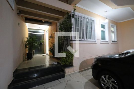 Fachada da Casa de casa à venda com 3 quartos, 157m² em Jardim Santa Mena, Guarulhos