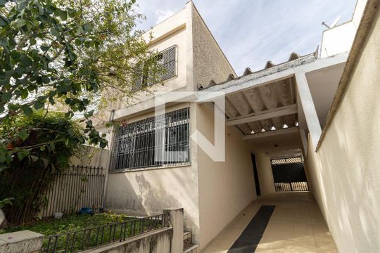 Fachada de casa à venda com 2 quartos, 150m² em Bosque da Saúde, São Paulo