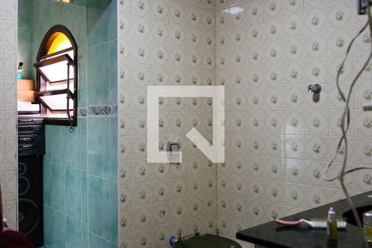 Banheiro da Suite de casa à venda com 5 quartos, 215m² em Vila Curuca, Santo André