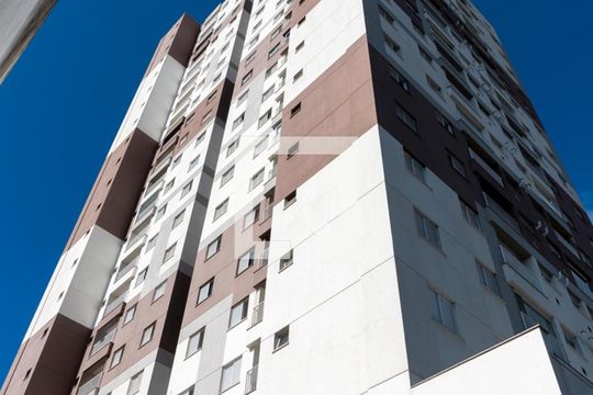 Fachada  de apartamento para alugar com 2 quartos, 58m² em Taboão, São Bernardo do Campo