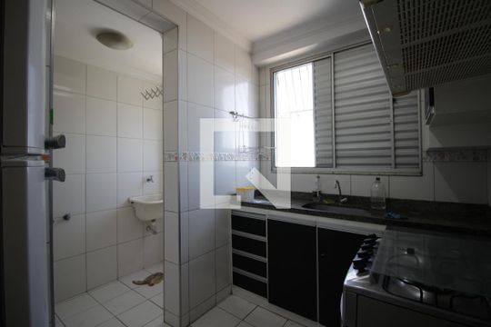 Cozinha de apartamento à venda com 2 quartos, 63m² em Juliana, Belo Horizonte