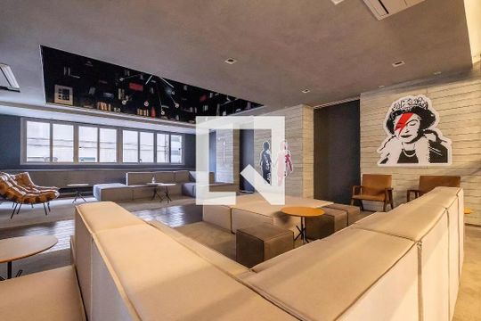 Lounge de kitnet/studio para alugar com 1 quarto, 18m² em Pinheiros, São Paulo