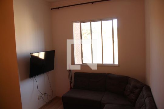 Apartamento para alugar com 2 quartos, 45m² em Jardim Petrópolis, Cotia