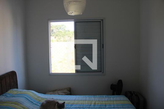 Quarto 1 de apartamento para alugar com 2 quartos, 45m² em Jardim Petrópolis, Cotia