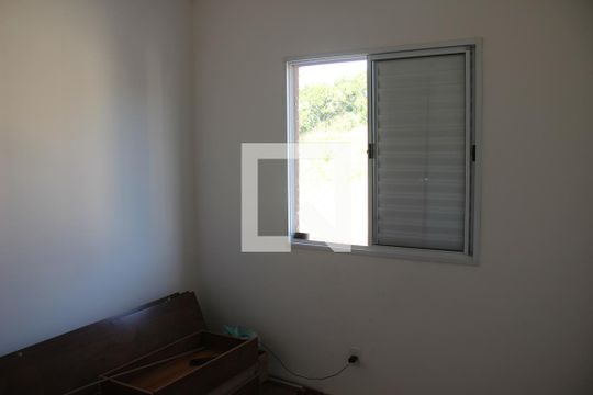 Quarto 2 de apartamento para alugar com 2 quartos, 45m² em Jardim Petrópolis, Cotia